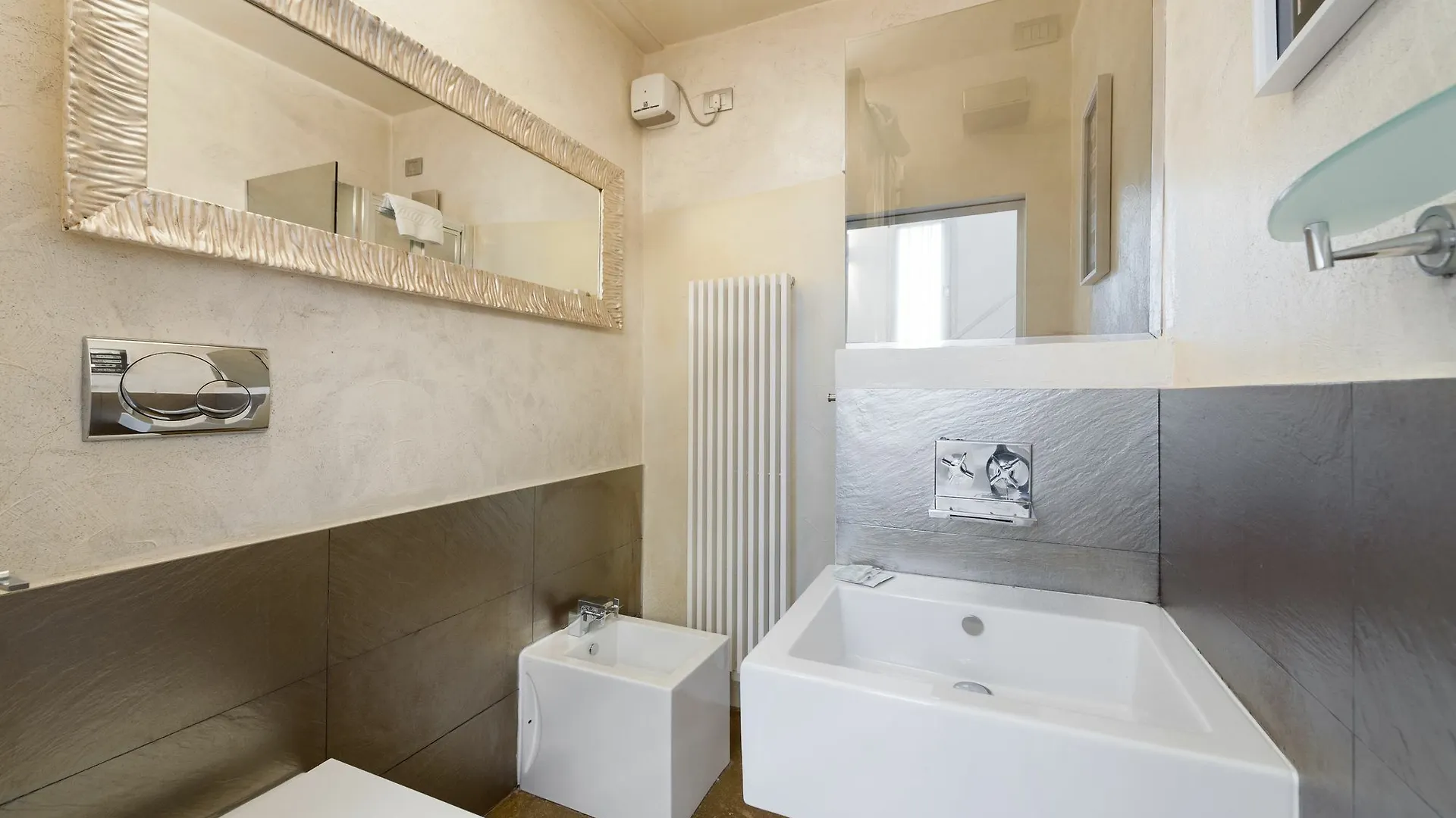 Apartment In Florence 0*,