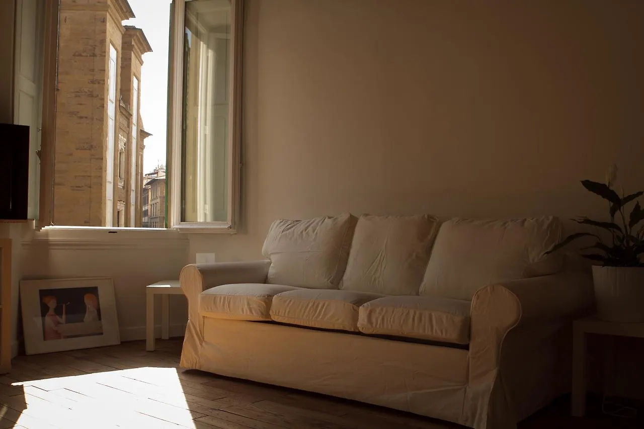 Apartment In Florence Italy