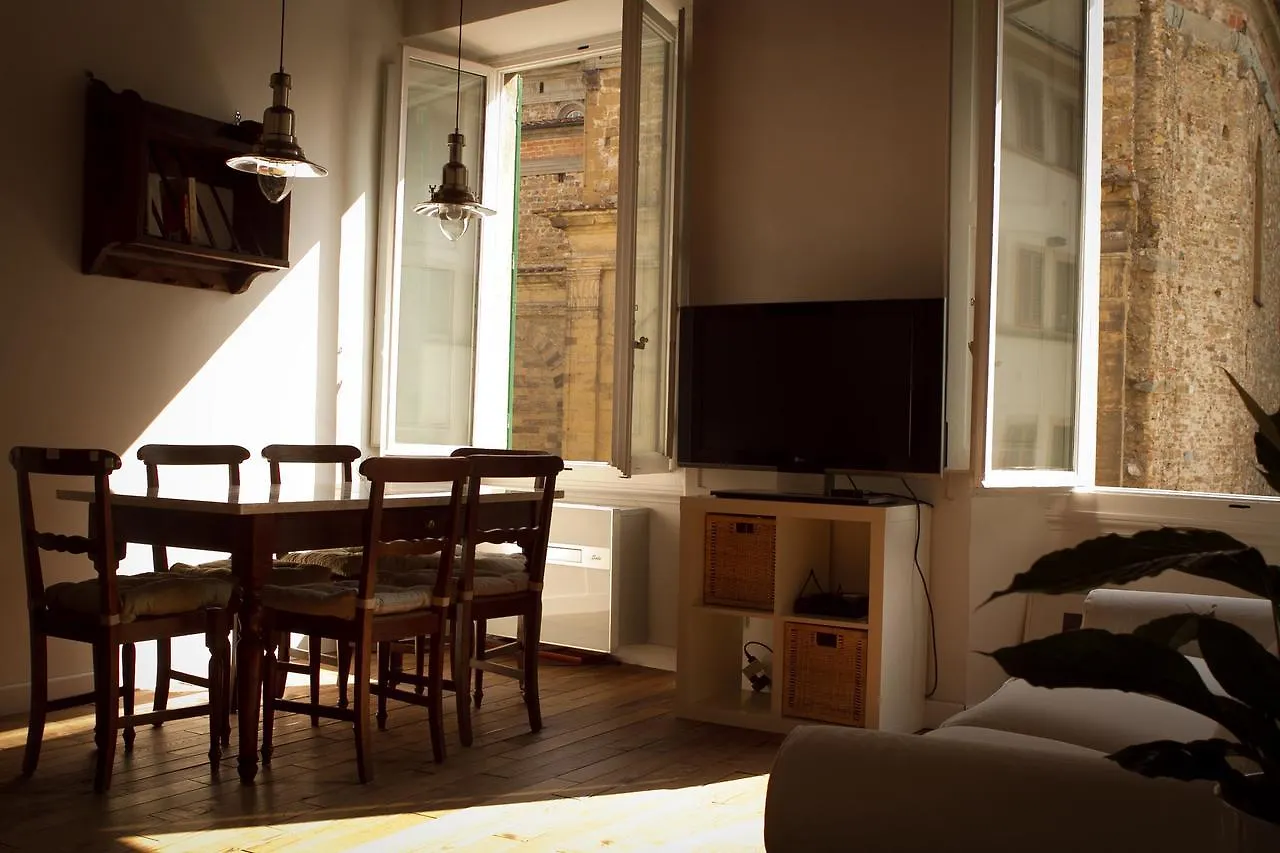 Apartment In Florence Italy