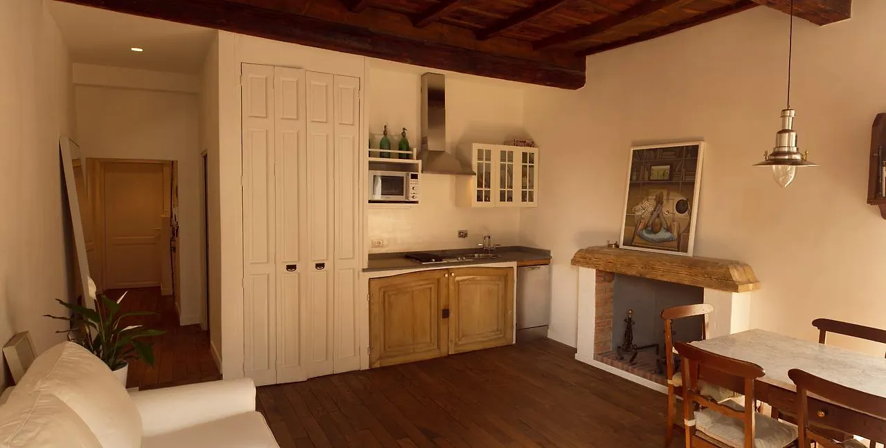 Apartment In Florence